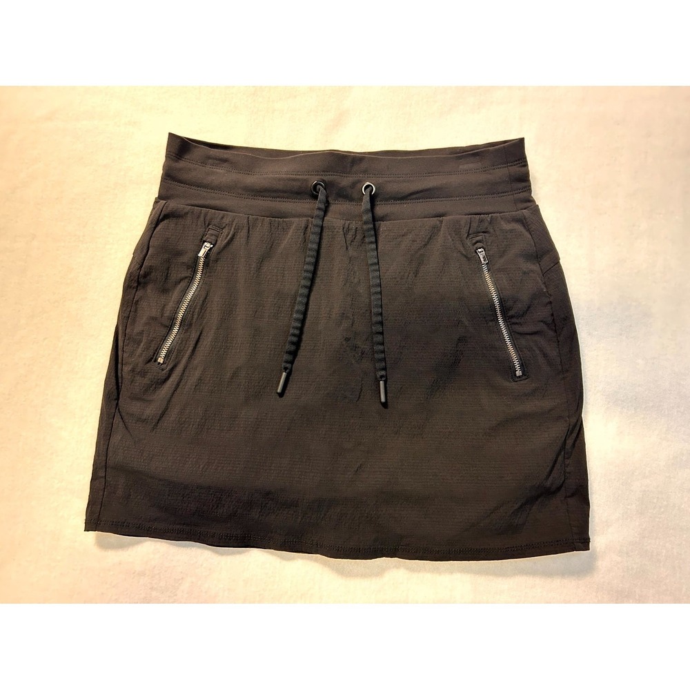 Athleta Trekkie North Skort Shorts + Skirt Black Size 4 Zip Pockets Drawstring - Picture 2 of 16